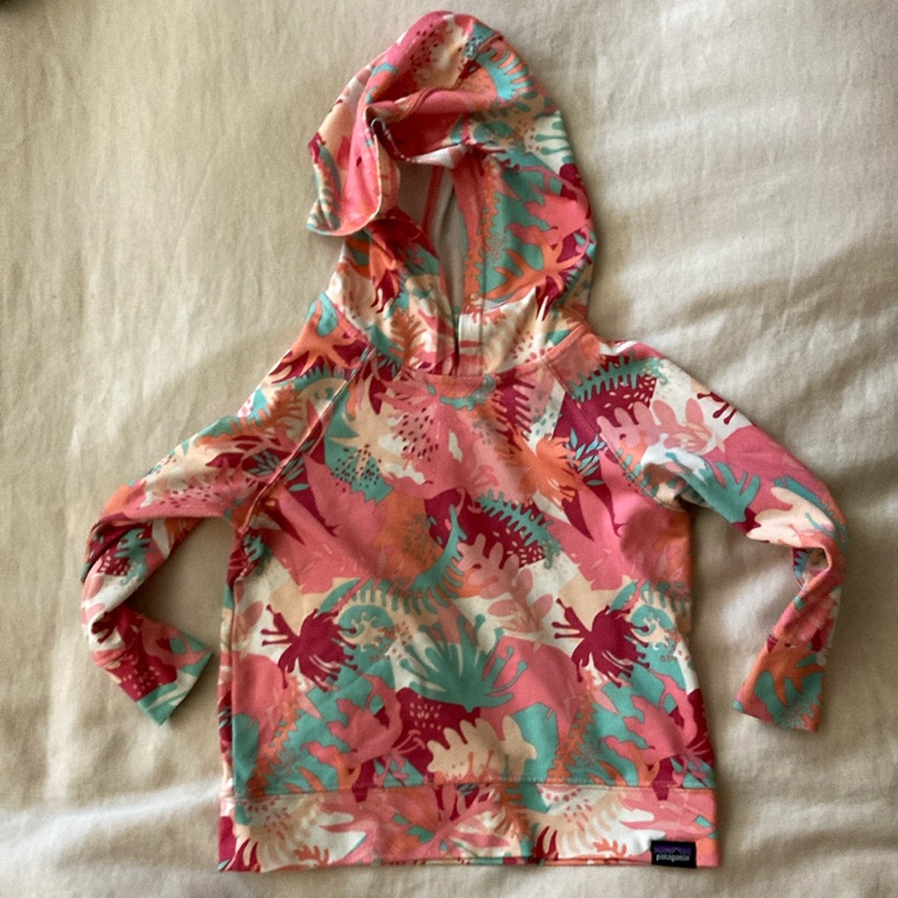 Patagonia Pink and Green Floral Hoodie Sunshirt /Rash guard